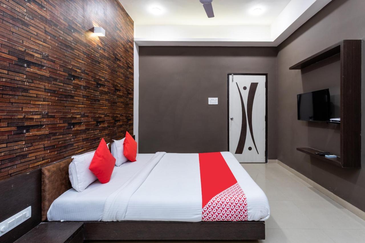 Oyo 75956 Hotel Grand Rourkela Экстерьер фото